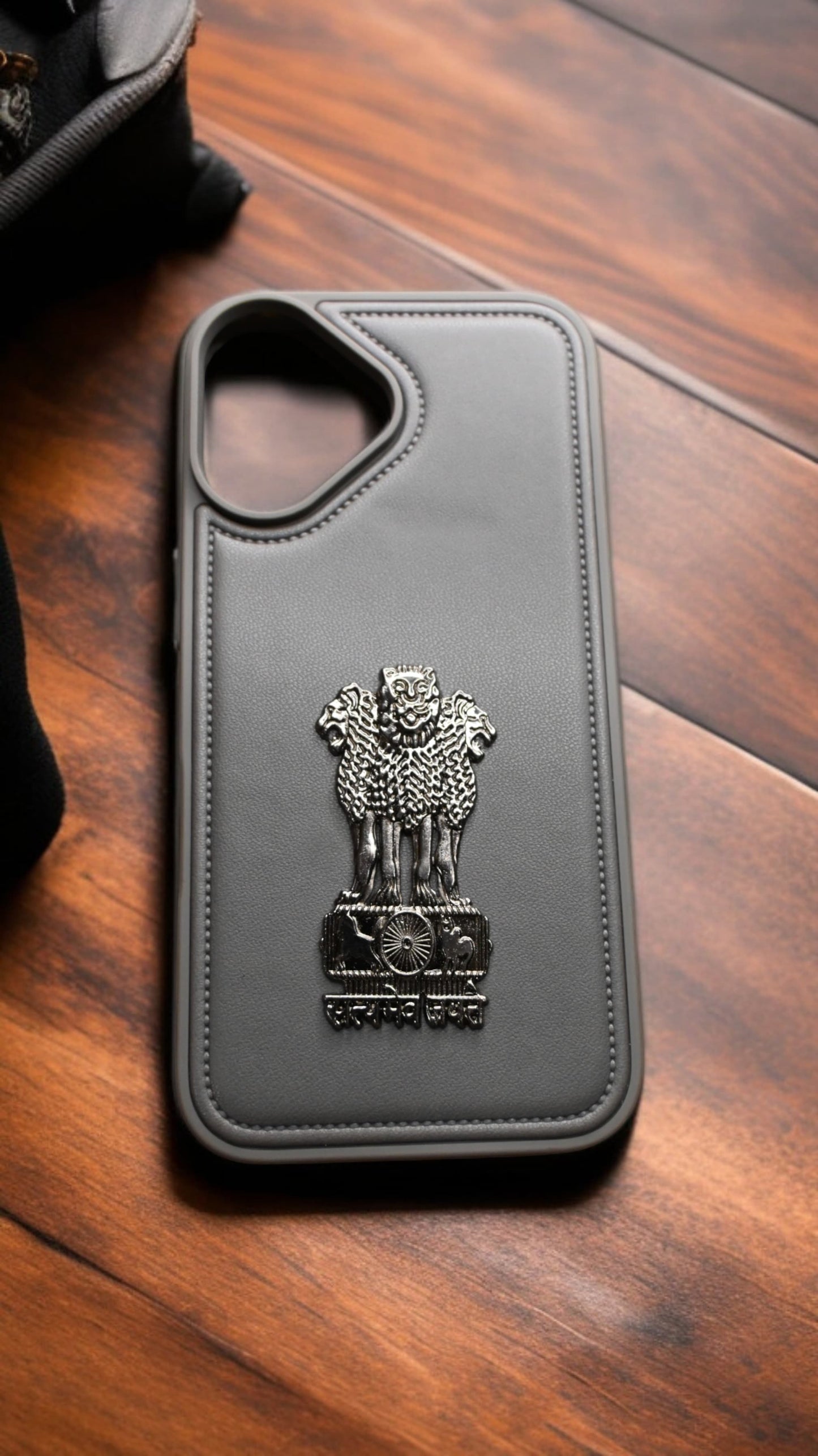 Bharat Emblem Shield – Premium Leather iPhone 16 Case